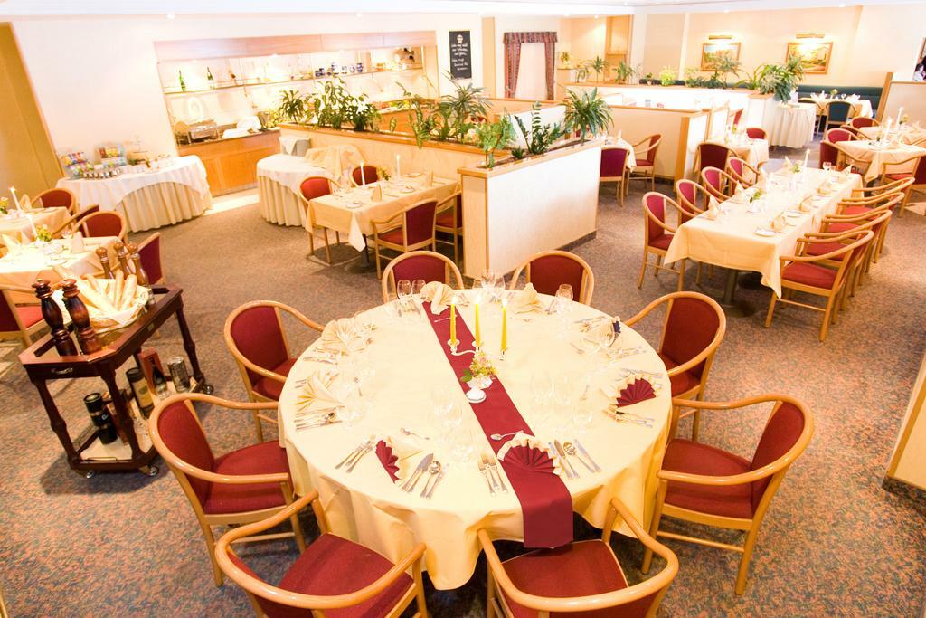 Best Western Hotel Єна Ресторан фото